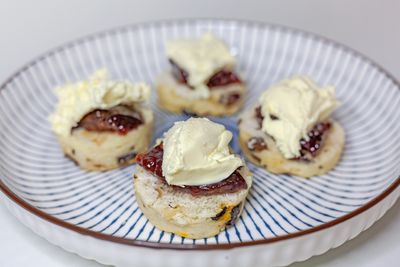 Snacks - Scones, jam & clotted cream 1